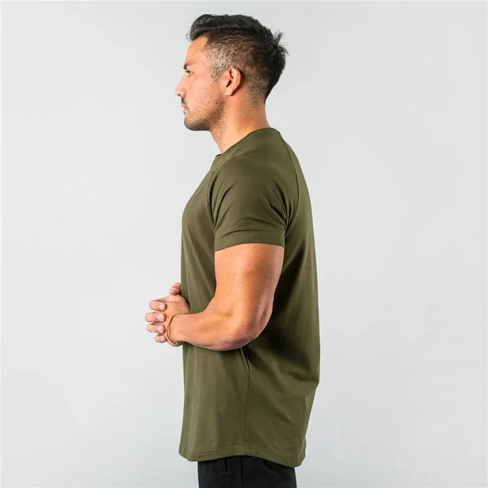 Breathable slim fit men's gym t-shirt – short sleeve, cotton blend, for workout & casual wear