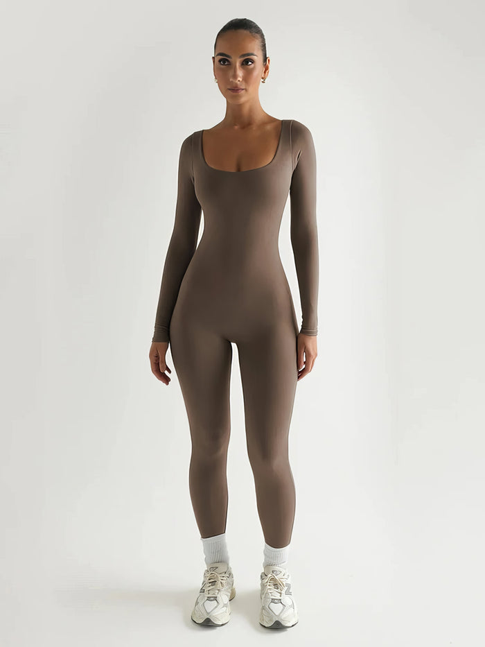 Breathable women's jumpsuit – fitted design, soft fabric, for versatile occasions 4
