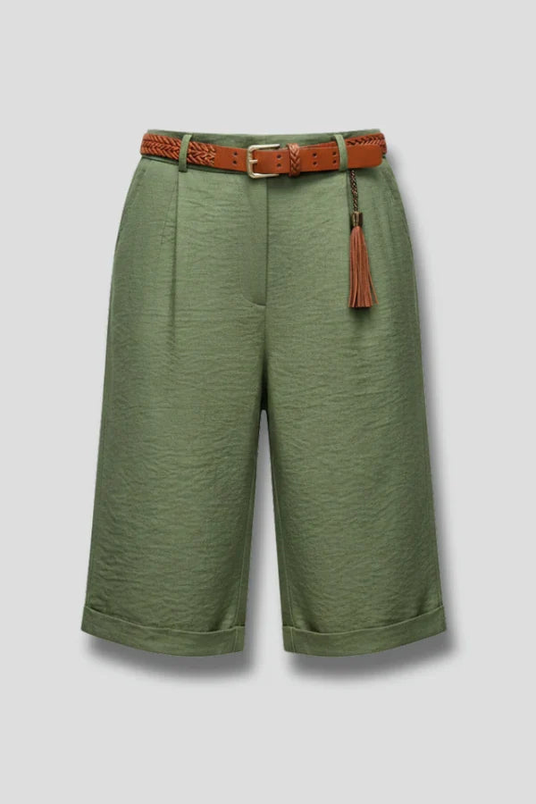 Breathable Women's Shorts - Casual, Knee-Length, Straight-Leg, Cotton Linen, For Casual Summer Wear