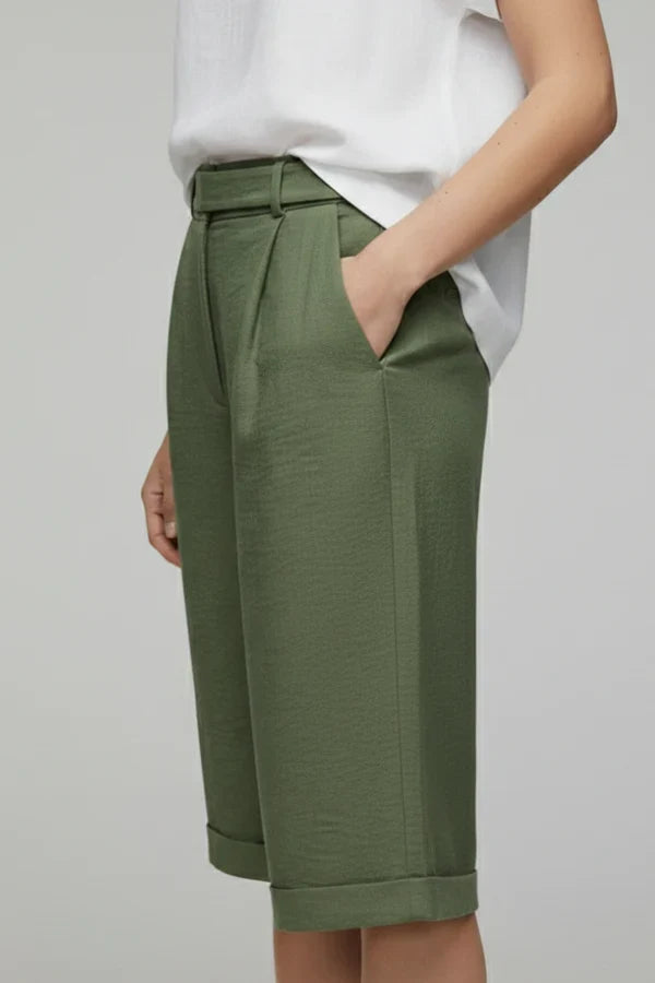 Breathable Women's Shorts - Casual, Knee-Length, Straight-Leg, Cotton Linen, For Casual Summer Wear