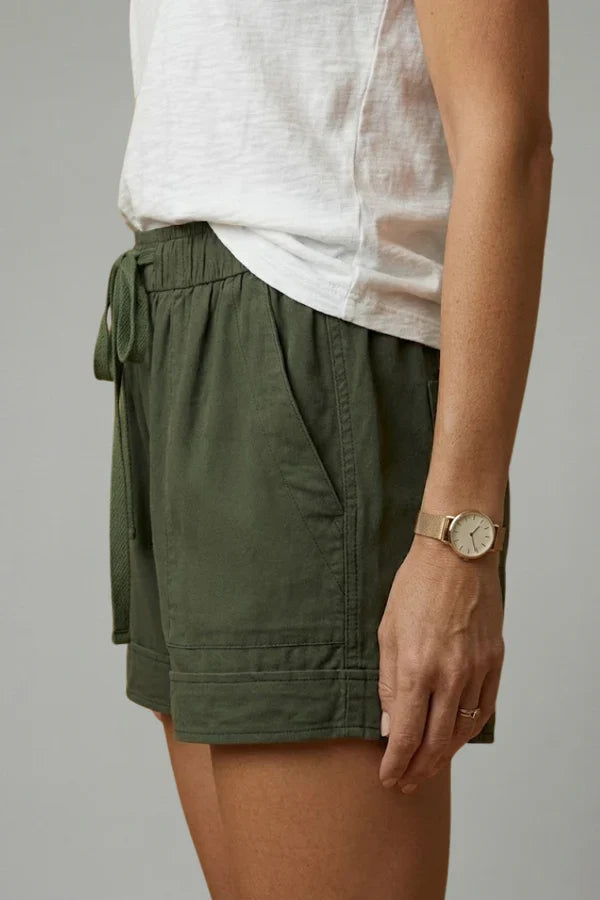 Breathable Women's Shorts - Pleated Pocket, Wide-Leg, Cotton Blend, Casual Wear, Pull-On Style