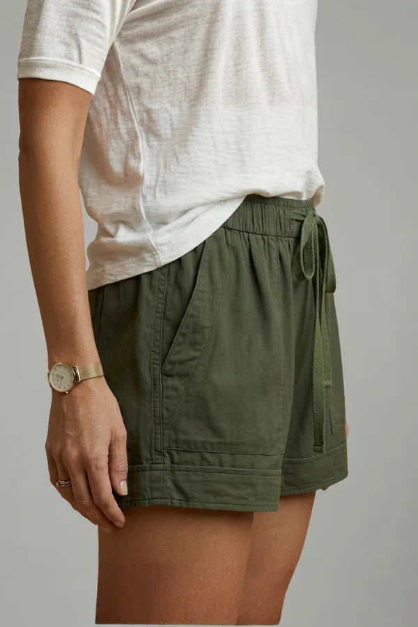 Breathable Women's Shorts - Pleated Pocket, Wide-Leg, Cotton Blend, Casual Wear, Pull-On Style