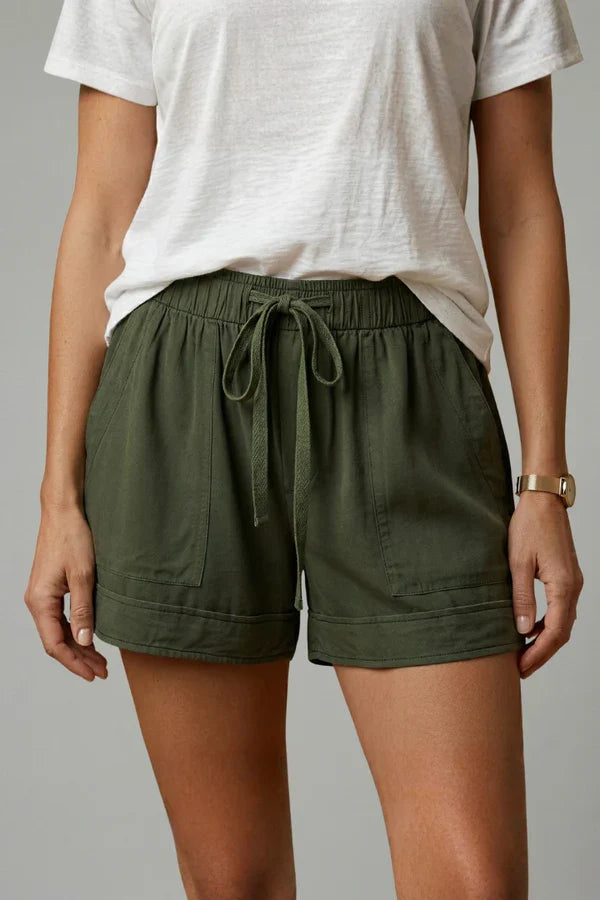 Breathable Women's Shorts - Pleated Pocket, Wide-Leg, Cotton Blend, Casual Wear, Pull-On Style