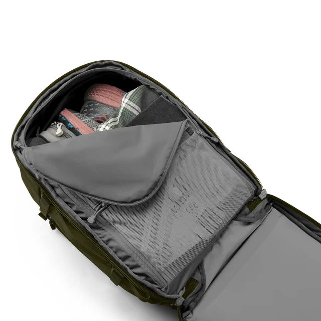 Crossroads 35 backpack olive