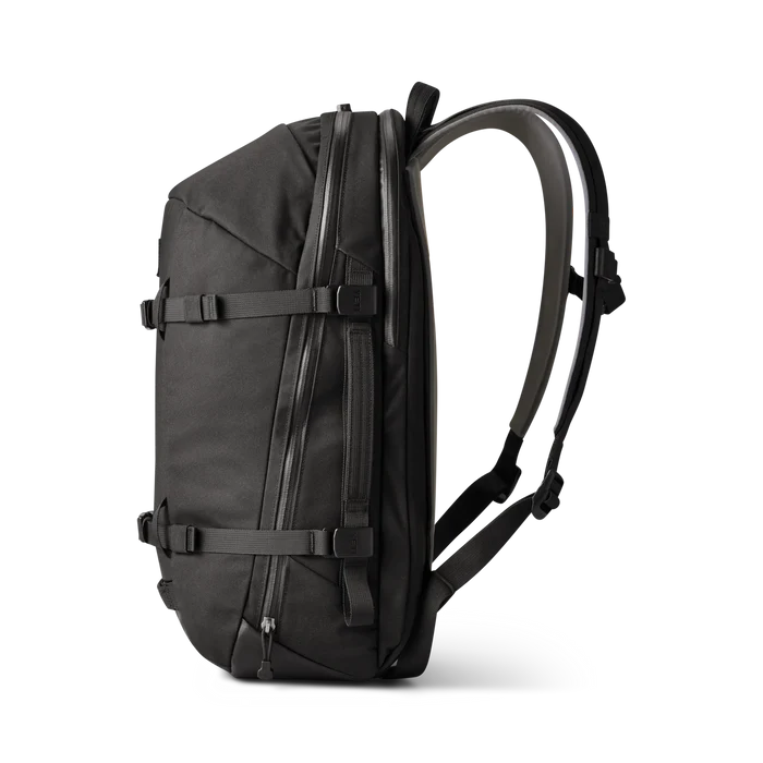 Crossroads Backpack 27L Black