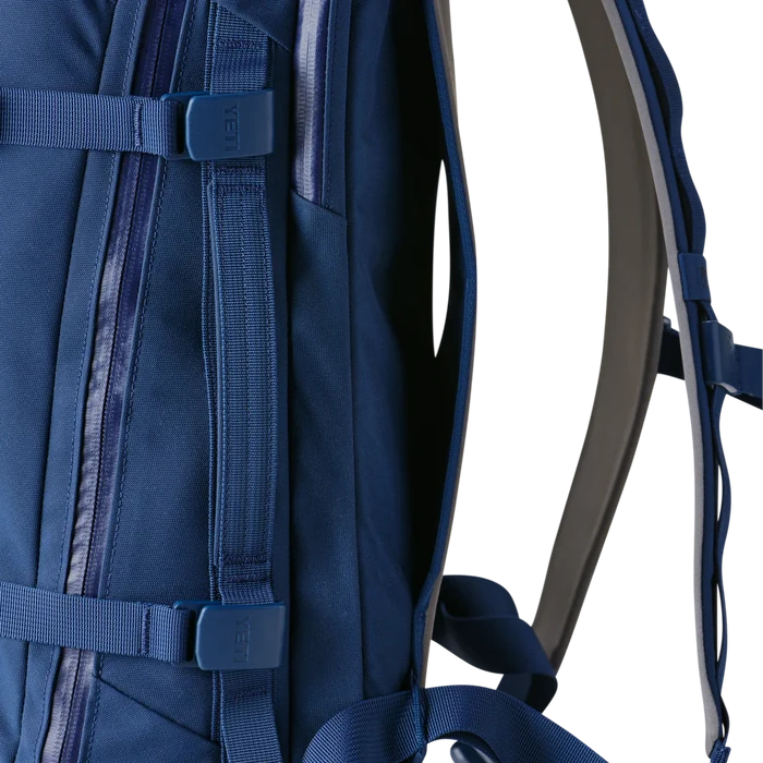 Crossroads Backpack 27L Navy