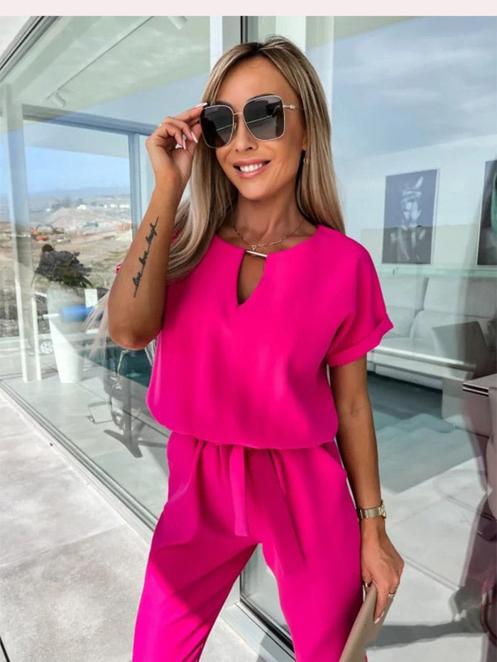 Lightweight & flattering women's jumpsuit – short sleeve, soft fabric, for versatile occasions 2