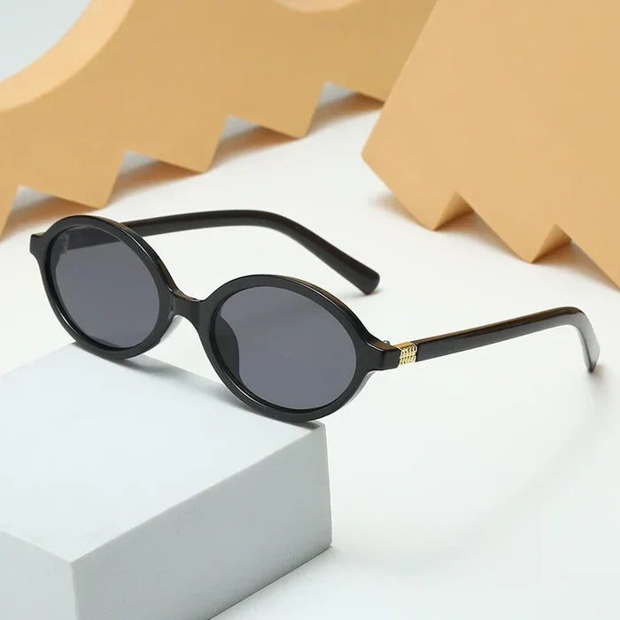 Leichtgewichtige Damen Sonnenbrille – ovales Leopardenmuster, UV-Schutz, für sommerliche Outfits 1
