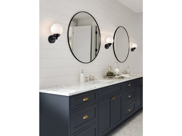 Louis Wall Light Black