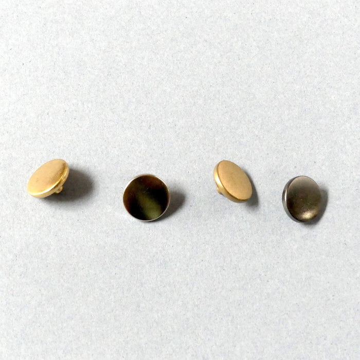 2 colors of buttons of the metal snap button set on display