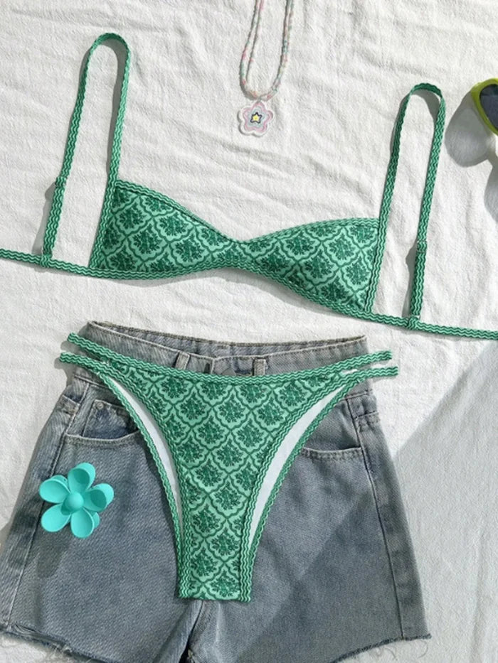 Quick-dry women's bikini set – high-leg cut floral print, polyester, elastane, for swimming