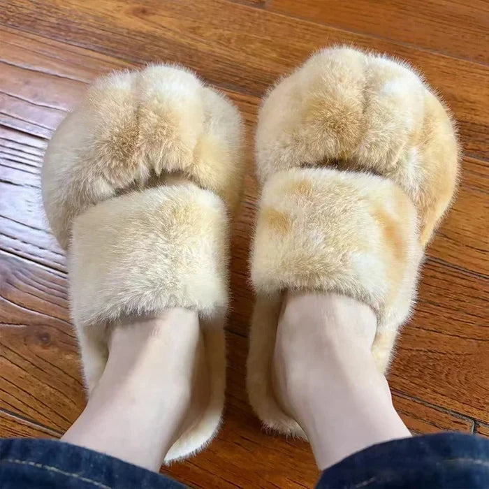 Soft cozy women's slippers - cat-paw design, long-pile plush faux fur, indoor use
