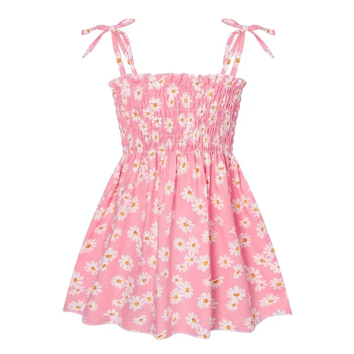 Soft girls' sundress - smocked bodice, daisy print, polyester, for casual summer outings