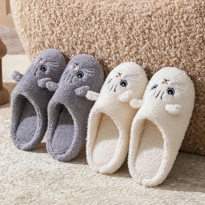 Soft women's cat-face plush slippers – cozy, comfortable indoor wear, non-slip sole for home warmth
