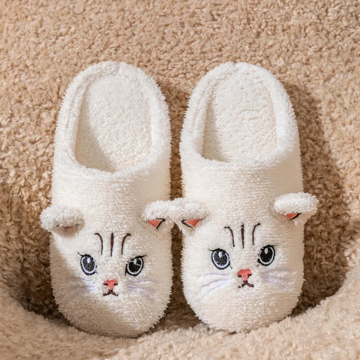 WHITE / 42-43