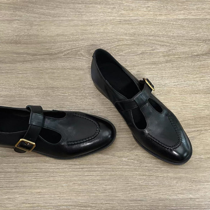 Soft women's pumps – T-Strap, round-toe, mid-heel, leather, for commuting