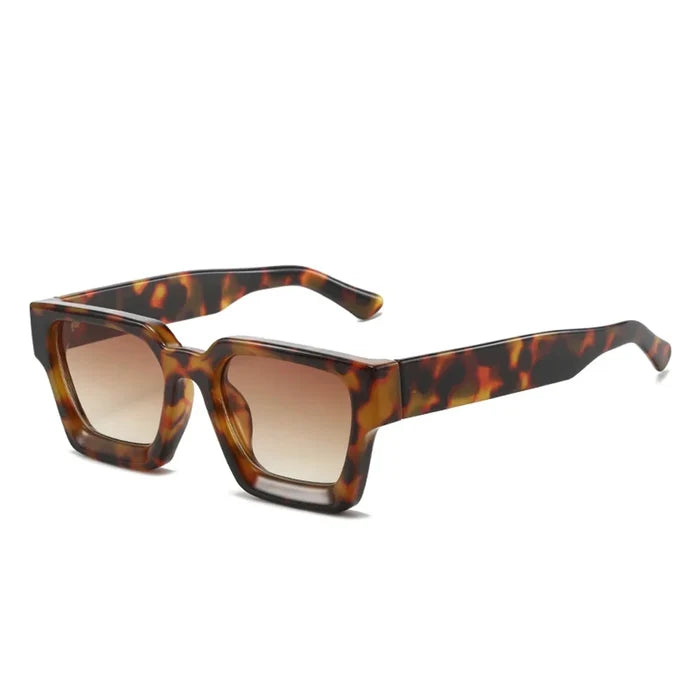 Leopard / as show